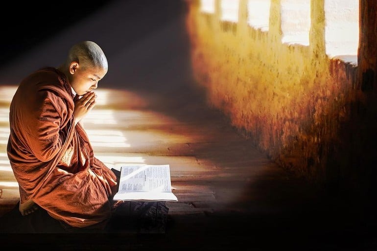 Đừng xúc phạm tôn giáo người khác!