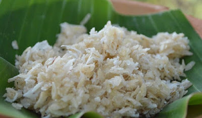Nghề làm cốm dẹp truyền thống của người Khmer (Sóc Trăng)