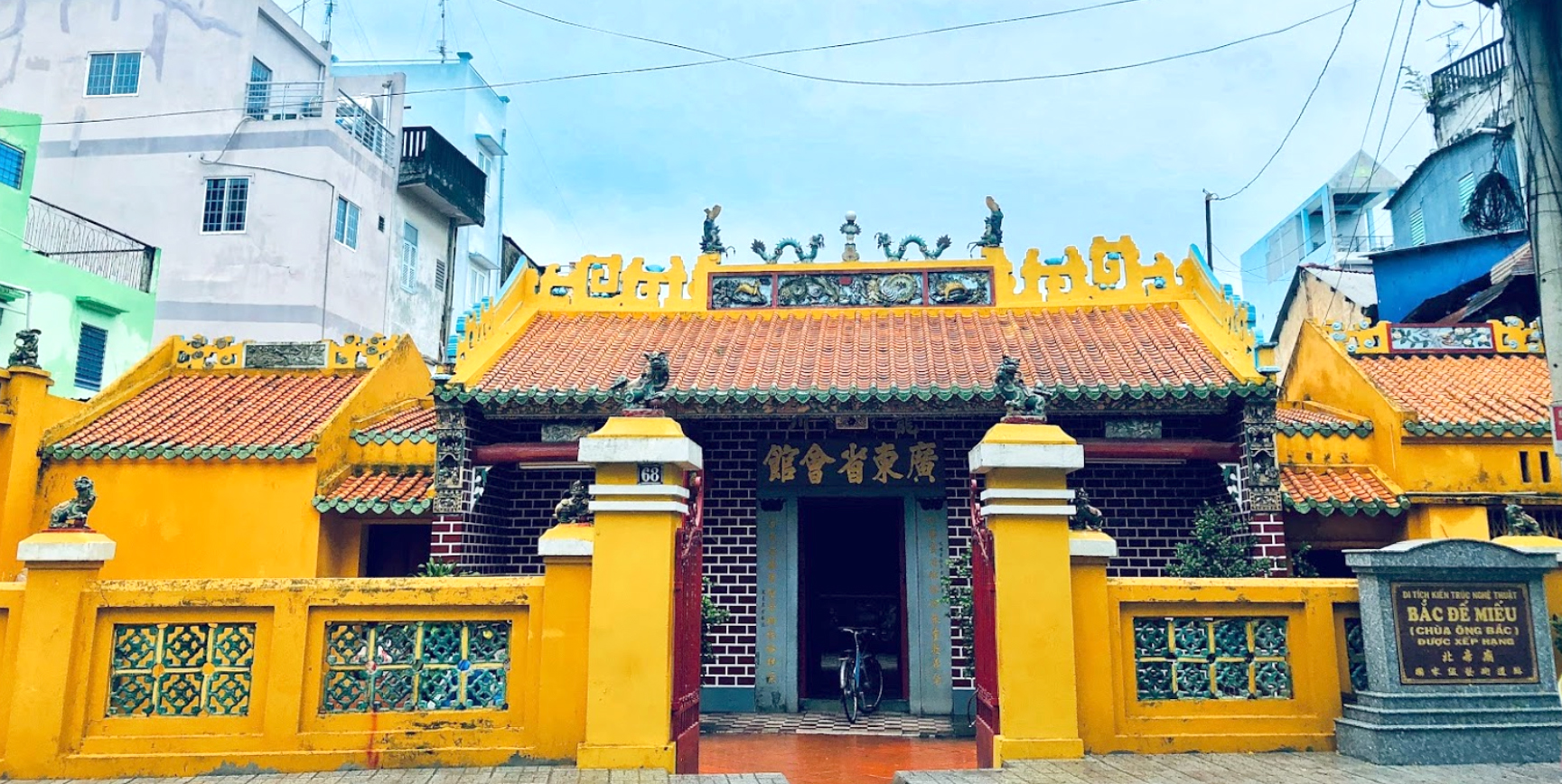 Chùa Ông Bắc (Bắc Đế Miếu) – Di sản lịch sử, kiến trúc và tín ngưỡng của cộng đồng người Hoa tại Long Xuyên