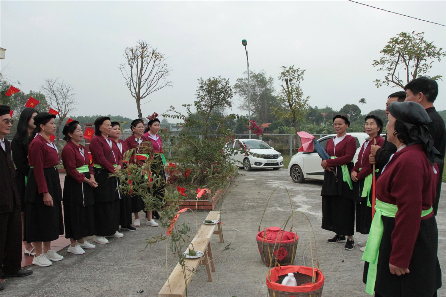 Đám cưới người Sán Dìu - Một cách trao truyền nét đẹp văn hóa truyền thống