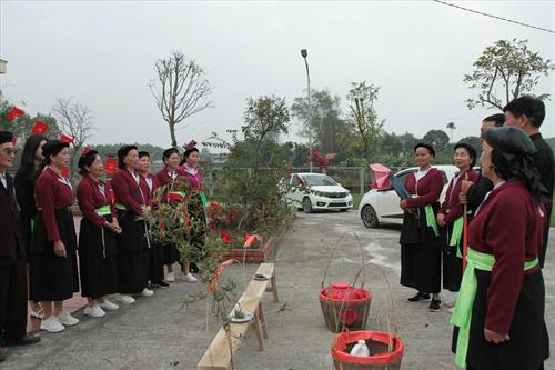 Đám cưới người Sán Dìu - Một cách trao truyền nét đẹp văn hóa truyền thống