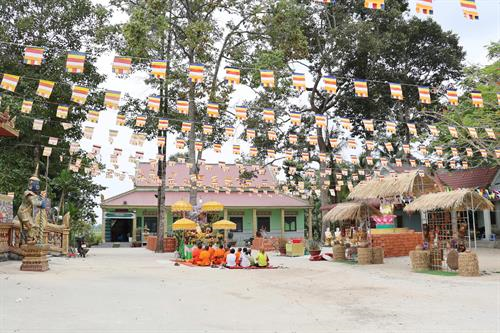 Lễ đón Tết Chol Chnam Thmay của đồng bào dân tộc Khmer xã Ninh Điền (Tây Ninh)